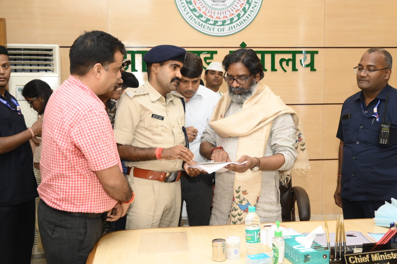 सीएम हेमन्त सोरेन से झारखंड पुलिस सर्विस एसोसिएशन के प्रतिनिधिमंडल ने की मुलाकात